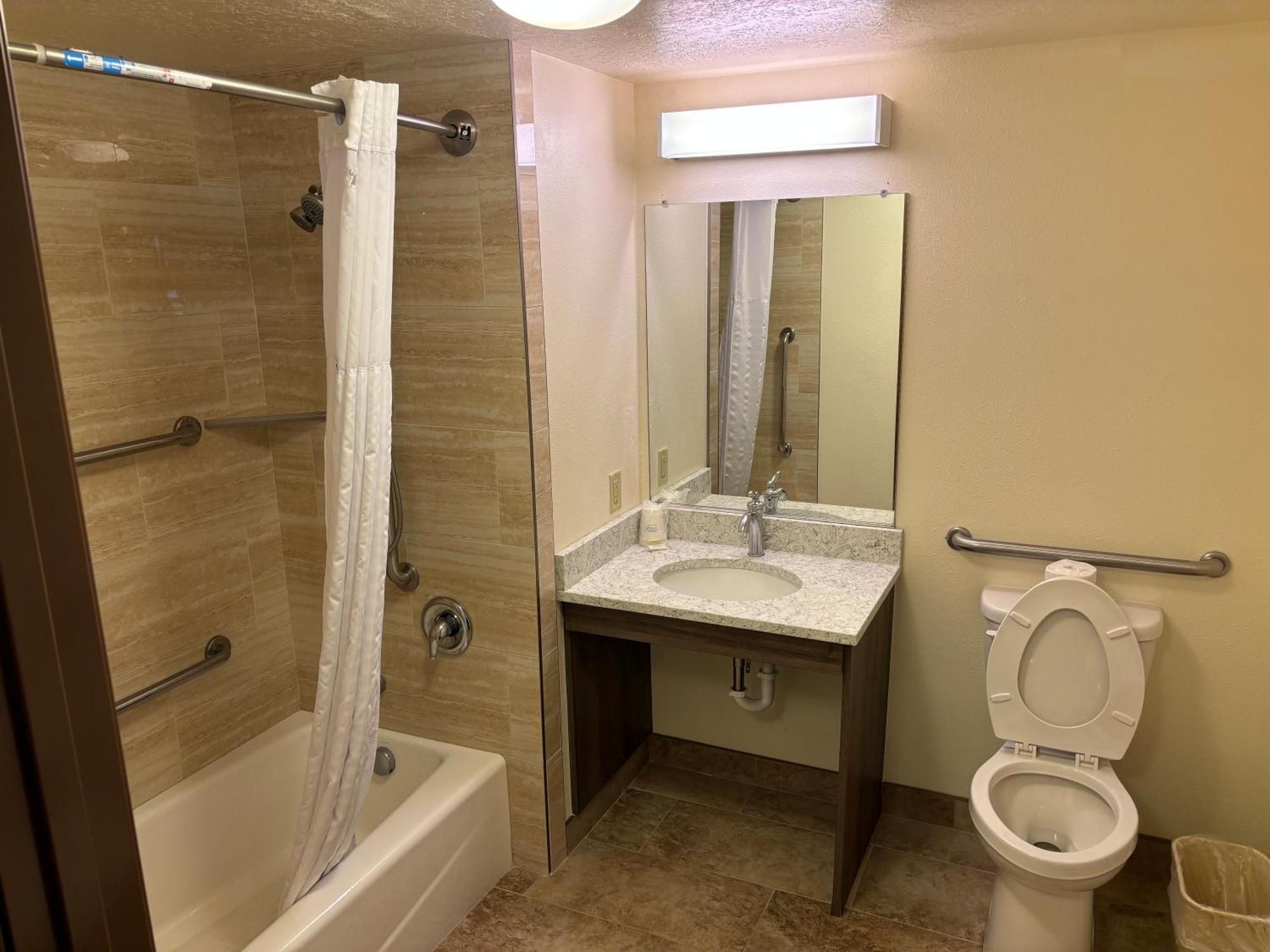 Hotel Super 8 By Wyndham Rexburg Zewnętrze zdjęcie